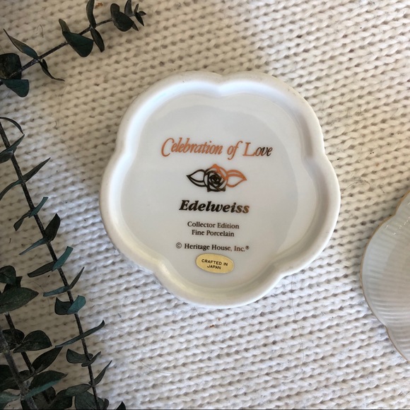 Heritage House Wind-up Musical Trinket Box - Picture 4 of 4